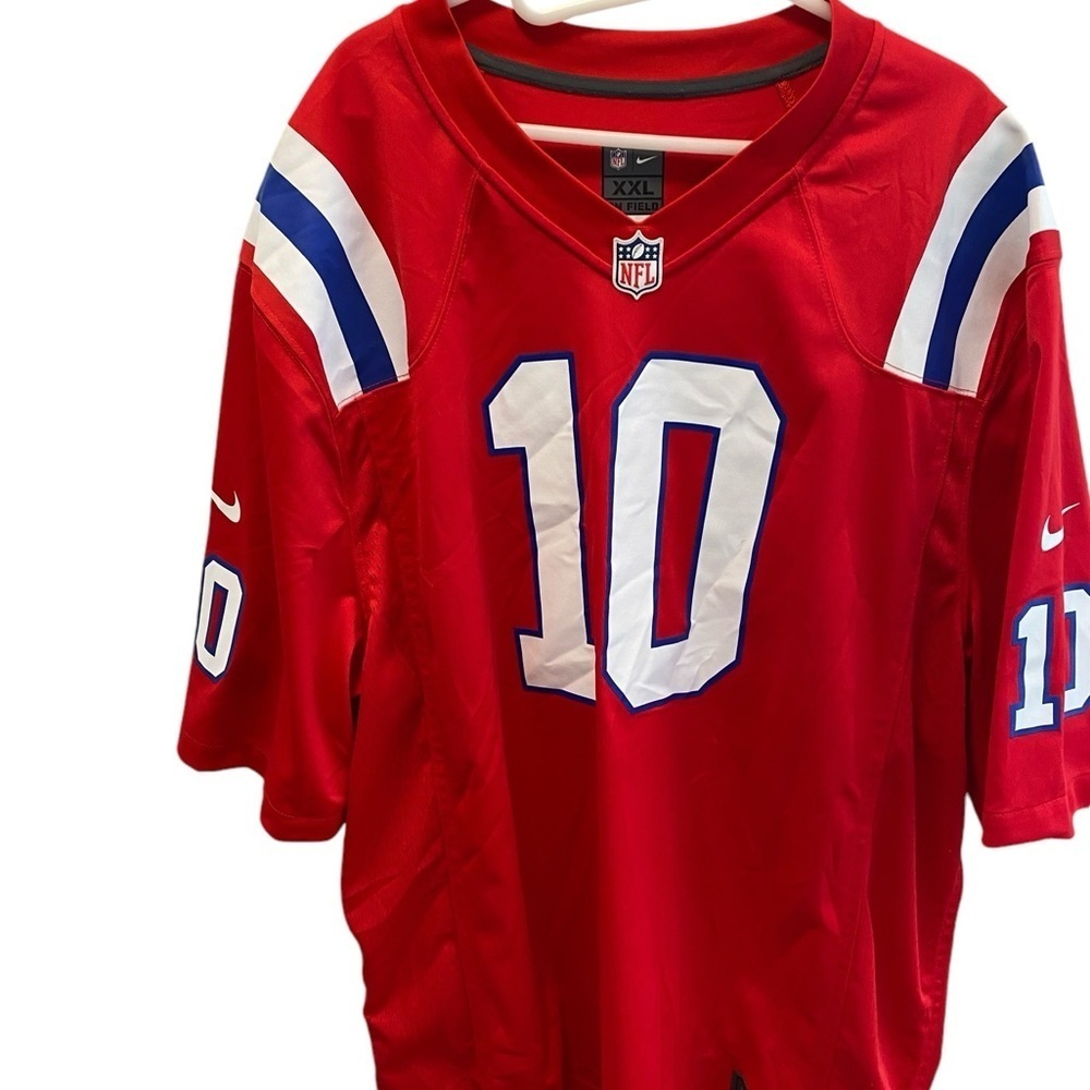 New England Patriots Mac Jones jersey